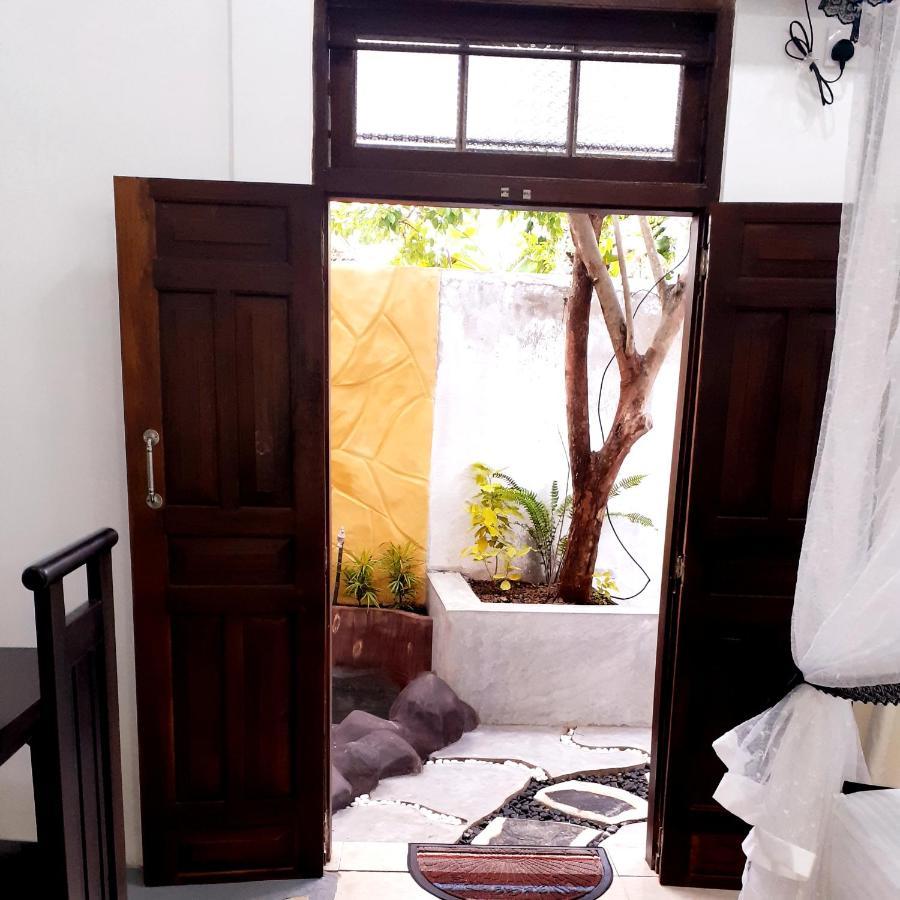 Dihini Villa Unawatuna Exteriör bild